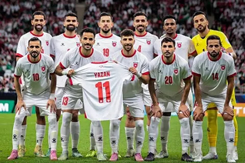 بعد إصابته.. منتخب الأردن يساند النعيمات أمام السعودية في كأس العرب (صور)